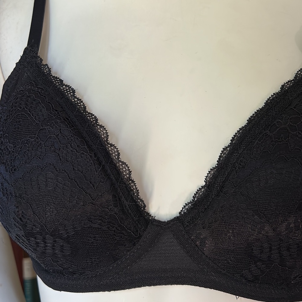 NWT Rene Rofe lace bra - Picture 3 of 4